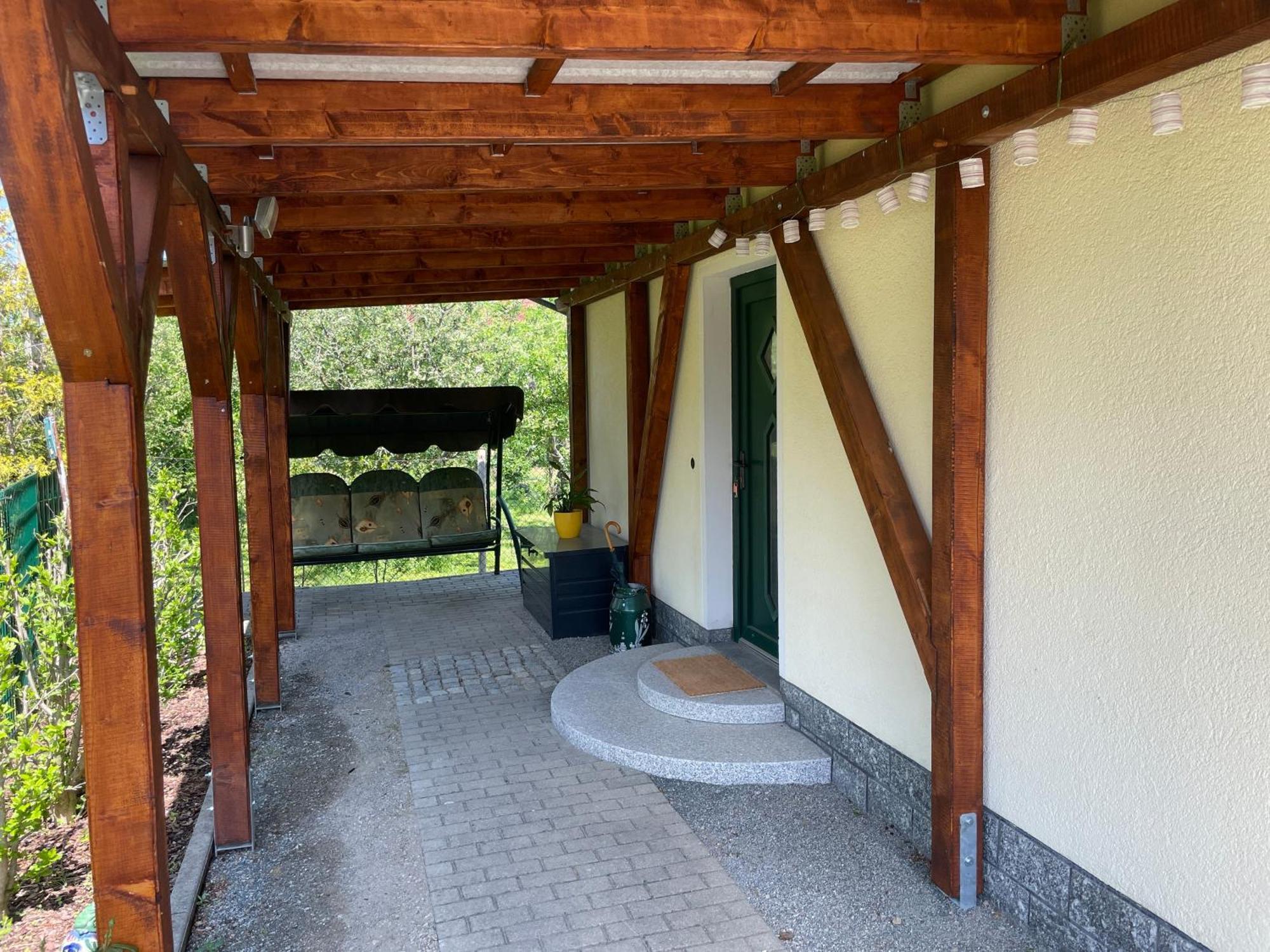 Ferienhaus Amare Mit Fasssauna, Eigener Terrasse & Kamin Bautzen Extérieur photo